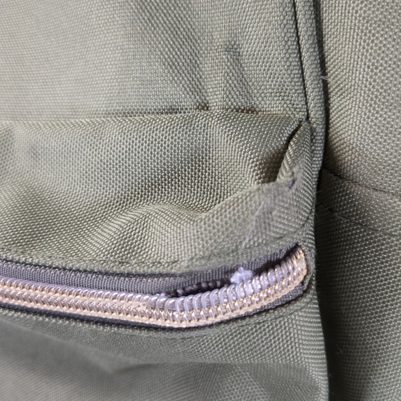 Himawari Laptop/Travel Green Backpack With USB Charging Port/Cord - Picture 3 of 10